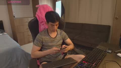 kikeruiz 19 online show from March 2026 10:49:01 PM