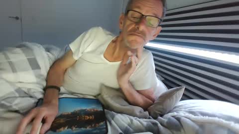 Snapshot of kiki3366 chatting on November 2025 09:20:01 AM kiki3366 online show from November 2025 09:20:01 AM