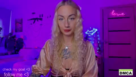 Kiki online show from October 2025 10:05:01 AM