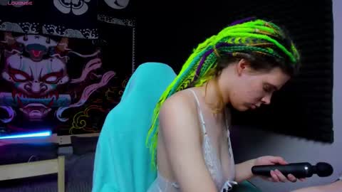 Kiki online show from October 2025 10:05:02 AM