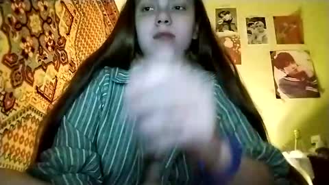 kikibang_ online show from May 2026 08:05:02 PM