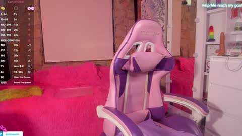 Snapshot of kikilepetite chatting on December 2024 09:08:01 PM kiki online show from December 2024 09:08:01 PM