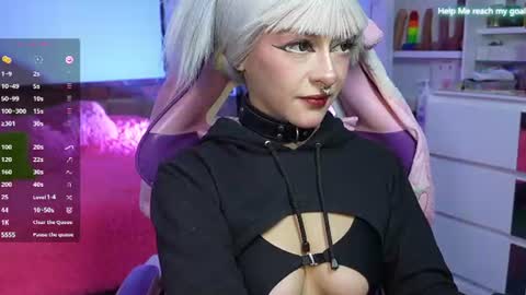 kiki online show from June 2026 09:35:01 PM