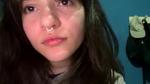 kikilove15 online show from May 2026 03:25:01 AM