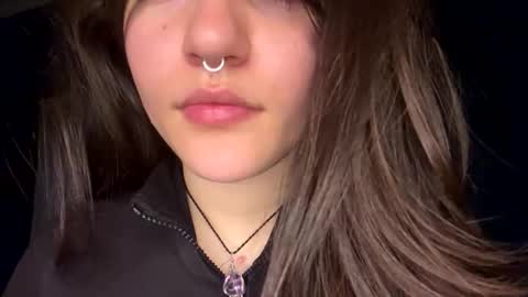 kikilove15 online show from June 2026 04:57:02 PM