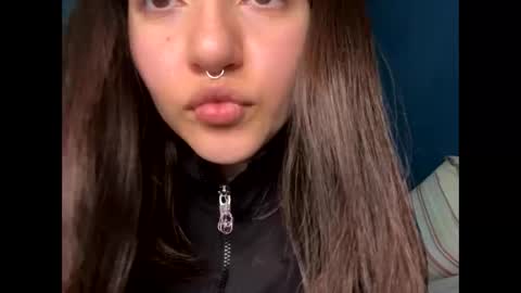 kikilove15 online show from June 2026 03:15:02 AM
