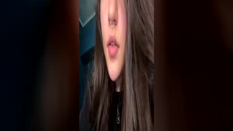 kikilove15 online show from June 2026 11:42:01 PM