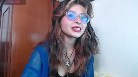 Snapshot of kikyoanddrey chatting on June 2026 06:06:01 PM kikyoanddrey online show from June 2026 06:06:01 PM