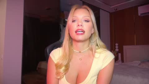 Killer Tits online show from December 2025 07:41:01 PM