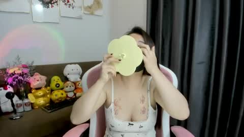 Kim online show from June 2026 06:30:02 PM