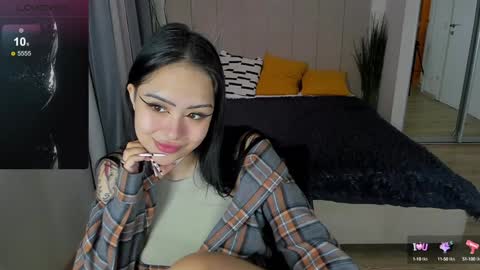 Kim online show from January 2025 08:38:02 PM