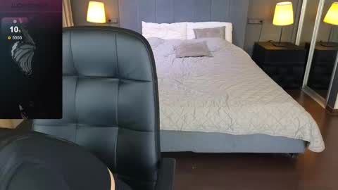 Kim online show from February 2025 03:42:01 AM