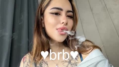 Kim online show from September 2025 05:01:02 AM