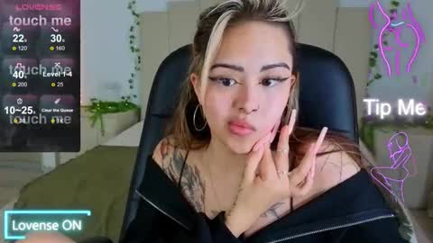 Kim online show from October 2025 08:26:02 AM