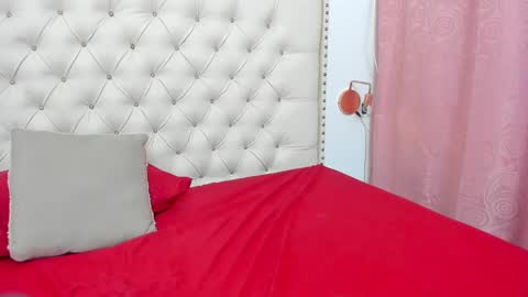 kim_eli online show from December 2024 01:35:02 AM