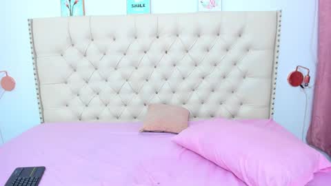 kim_eli online show from February 2025 02:18:01 AM