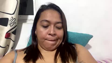 Kim  online show from June 2026 12:33:02 AM