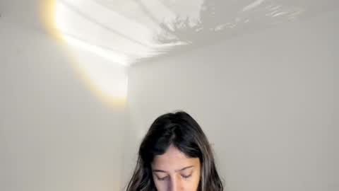 Kim Murphy online show from November 2025 02:08:02 PM