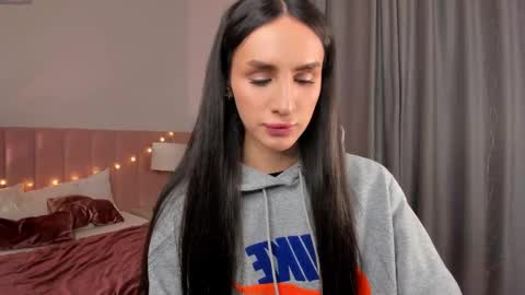 Kim Oberlin online show from January 2026 04:23:01 PM