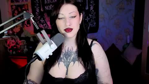 Hi Im Kimberly but u can call me Kim. Turn on ur sound i love to talk and moan online show from April 2026 02:09:01 PM