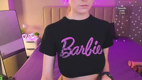 Snapshot of kimberlly_smith chatting on April 2026 12:57:01 AM kimberlly_smith online show from April 2026 12:57:01 AM