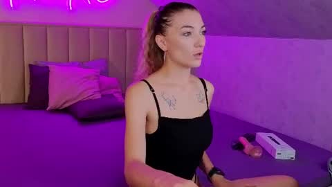 Snapshot of kimberlly_smith chatting on July 2026 11:51:01 PM kimberlly_smith online show from July 2026 11:51:01 PM