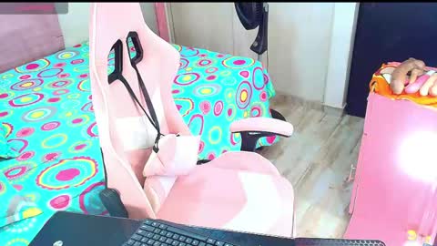 Anita. online show from April 2026 01:34:01 AM