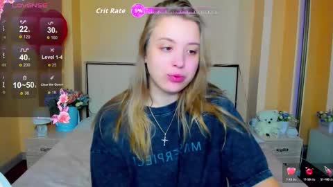 kimberly_mmm online show from October 2025 12:00:02 PM