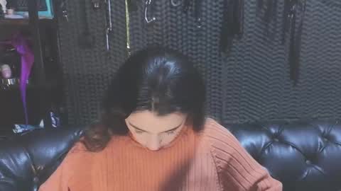 Snapshot of kimberly_swan_ chatting on February 2025 04:28:01 PM KIMBERLY SWAN online show from February 2025 04:28:01 PM