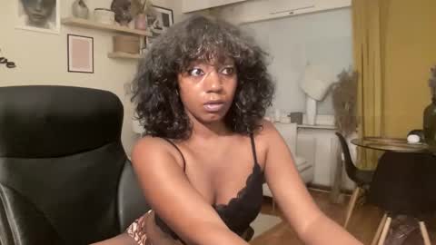 kimberlyee online show from March 2026 07:20:02 PM