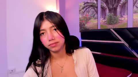 Kimberly Villalobos online show from December 2024 11:43:02 AM