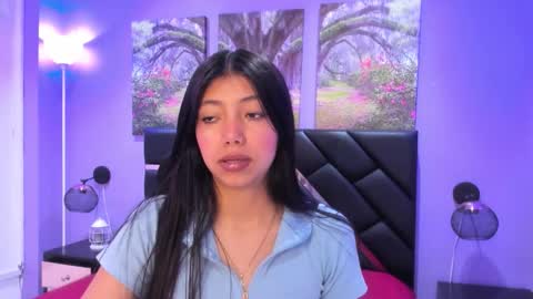 Kimberly Villalobos online show from November 2025 11:22:01 AM