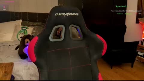 Wolfs Girl online show from March 2026 06:25:02 PM