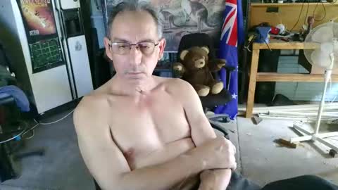 kimintheshed online show from April 2026 05:26:02 AM