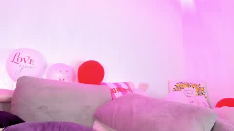 Natalie online show from April 2026 04:04:01 AM