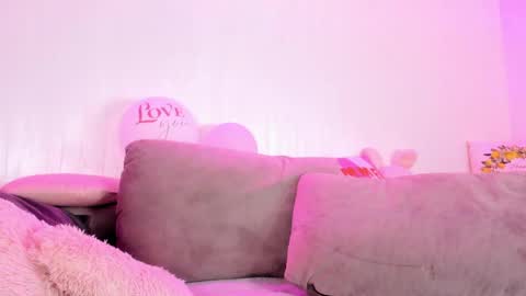 Natalie online show from April 2026 03:11:01 AM