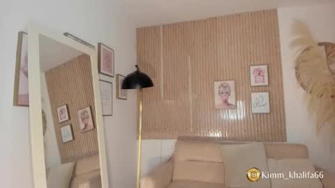 Kim  online show from March 2025 11:05:01 PM