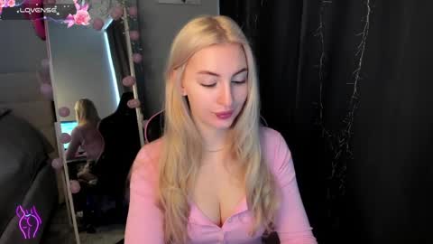 kimmy1_powell online show from April 2026 04:03:02 AM