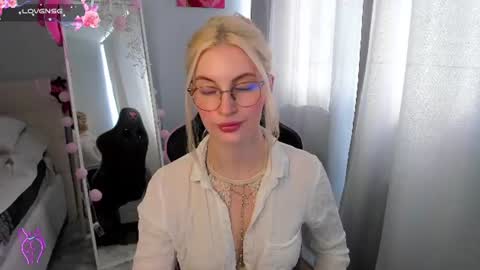 Snapshot of kimmy1_powell chatting on June 2026 08:50:01 AM kimmy1_powell online show from June 2026 08:50:01 AM