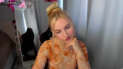 Snapshot of kimmy1_powell chatting on July 2026 04:25:01 AM kimmy1_powell online show from July 2026 04:25:01 AM