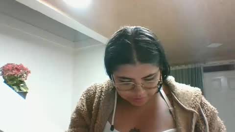 Kimmy online show from December 2024 11:24:02 PM