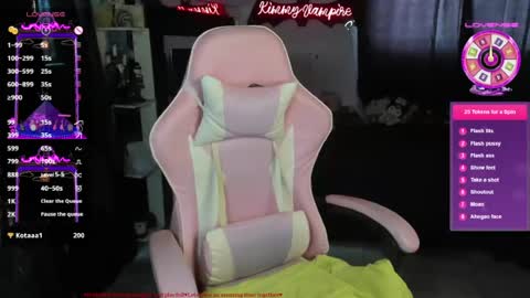 Snapshot of kimmy_vampire666 chatting on July 2026 06:25:02 PM Kim online show from July 2026 06:25:02 PM