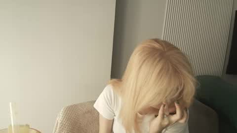 Snapshot of kimy_jina chatting on June 2026 03:50:02 AM Kimi online show from June 2026 03:50:02 AM