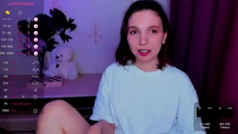 Snapshot of kindhazelhere_ chatting on April 2026 08:57:02 PM Hazel online show from April 2026 08:57:02 PM