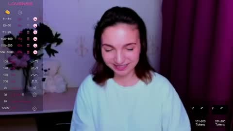 Snapshot of kindhazelhere_ chatting on May 2026 09:20:02 PM Hazel online show from May 2026 09:20:02 PM