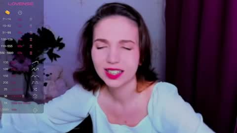 Snapshot of kindhazelhere_ chatting on May 2026 10:20:01 AM Hazel online show from May 2026 10:20:01 AM