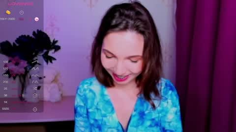 Snapshot of kindhazelhere_ chatting on June 2026 06:47:01 PM Hazel online show from June 2026 06:47:01 PM