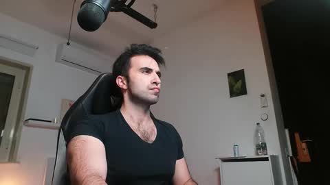 Snapshot of king7045 chatting on January 2025 09:25:01 PM king7045 online show from January 2025 09:25:01 PM