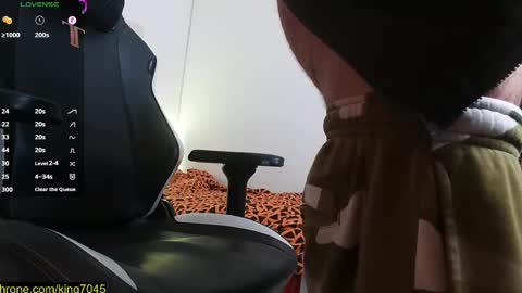 Snapshot of king7045 chatting on February 2025 07:39:02 AM king7045 online show from February 2025 07:39:02 AM