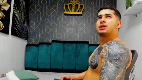 Angel Falconer online show from September 2025 03:30:02 AM